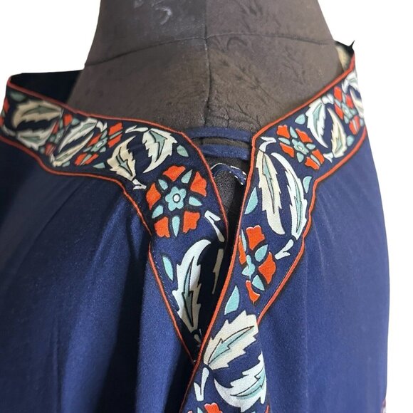 Max Studio Boho Shift Dress Size M Navy Blue Bohemian Floral Detail Boat Neck - Picture 5 of 8